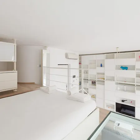 Guesthost - Cosy On 2 Levels! *